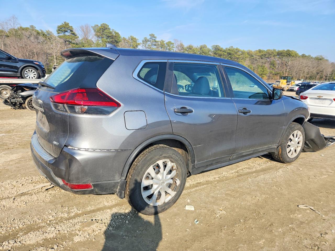 2018 NISSAN ROGUE S photo 9