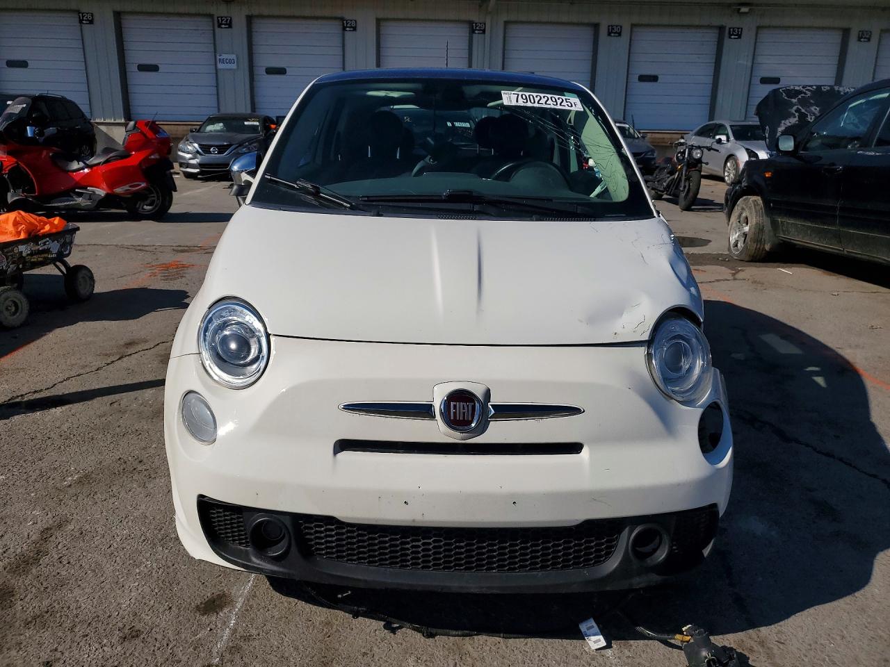 2018 FIAT 500 LOUNGE photo 9