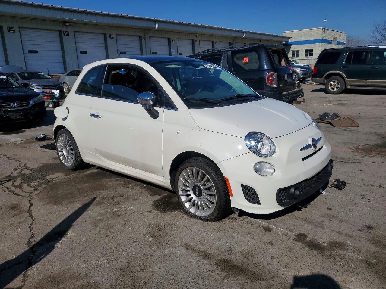 2018 FIAT 500 LOUNGE photo 7