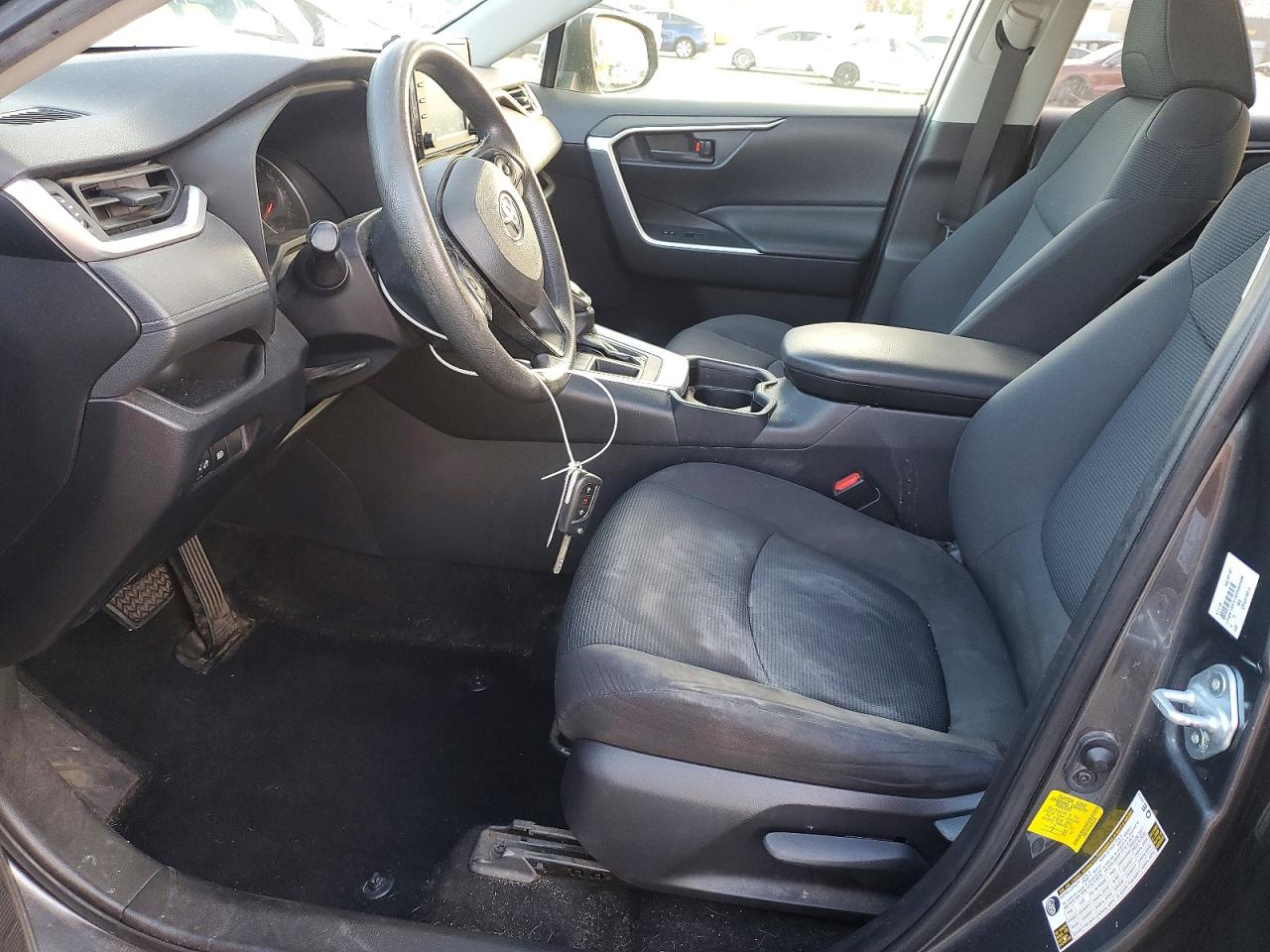 2019 TOYOTA RAV4 LE photo 13