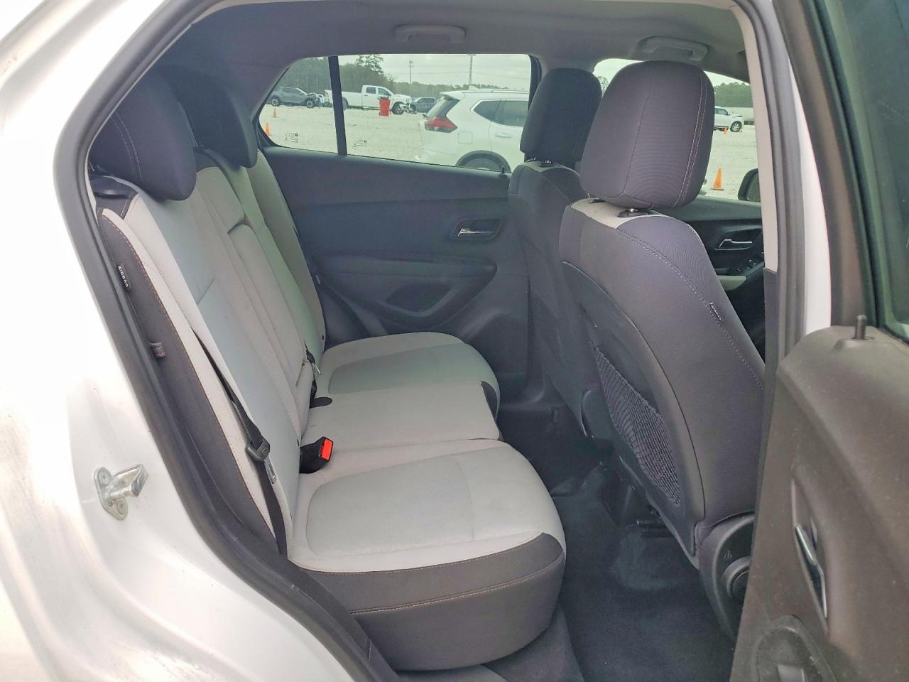 2018 CHEVROLET TRAX LS photo 11