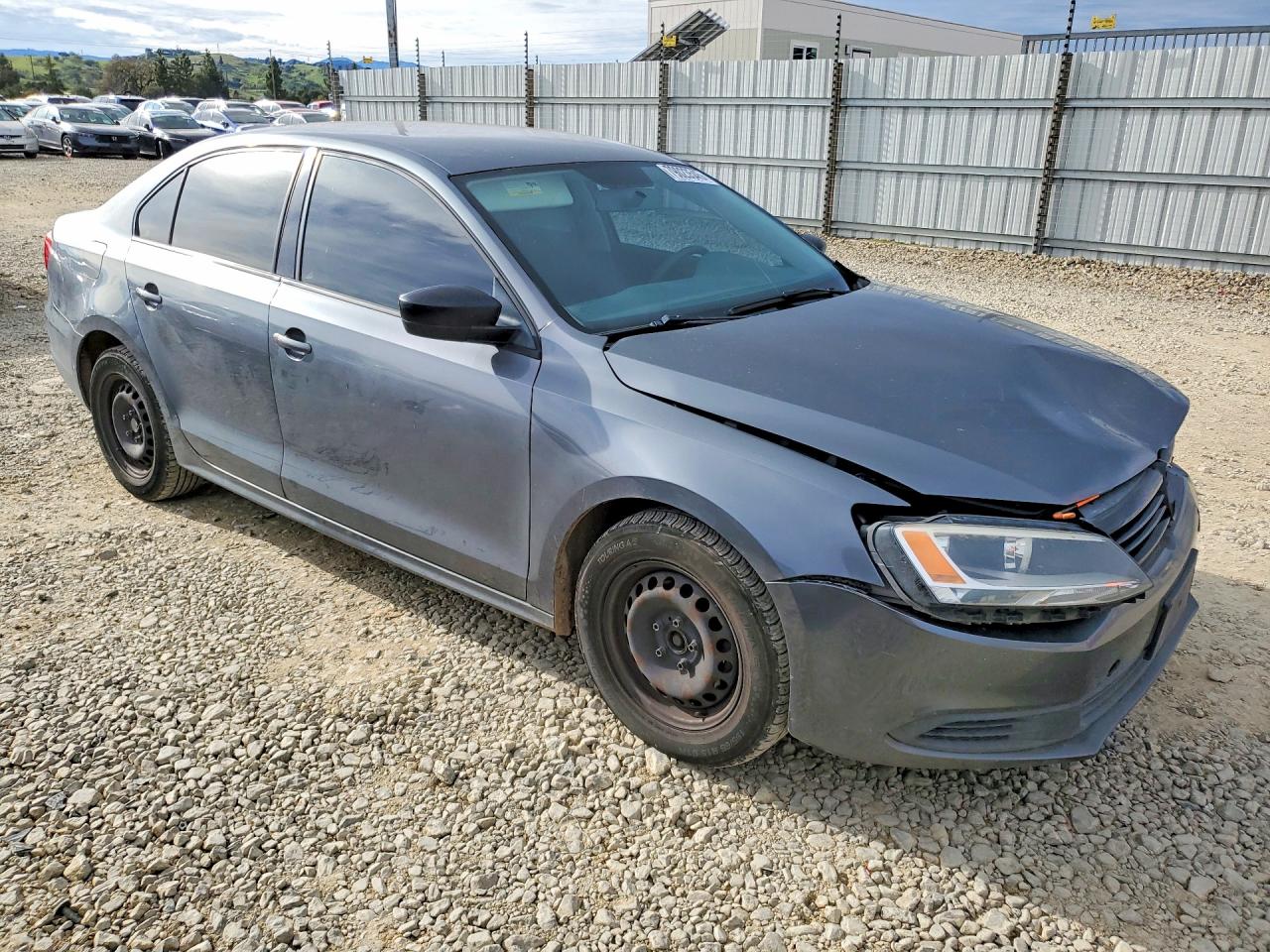 2013 VOLKSWAGEN JETTA BASE photo 4