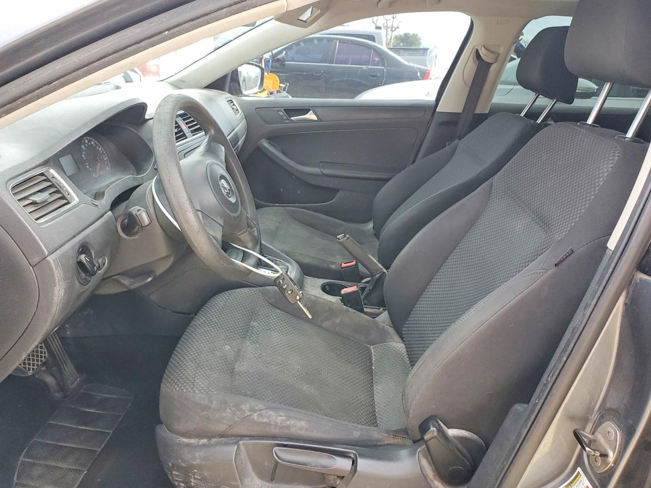 2013 VOLKSWAGEN JETTA BASE photo 7