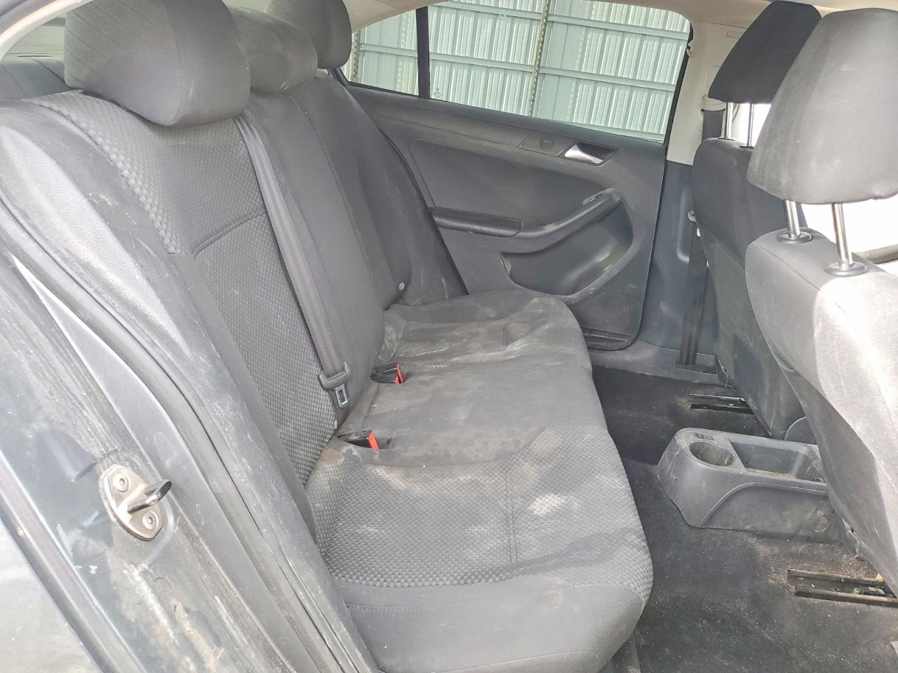 2013 VOLKSWAGEN JETTA BASE photo 10