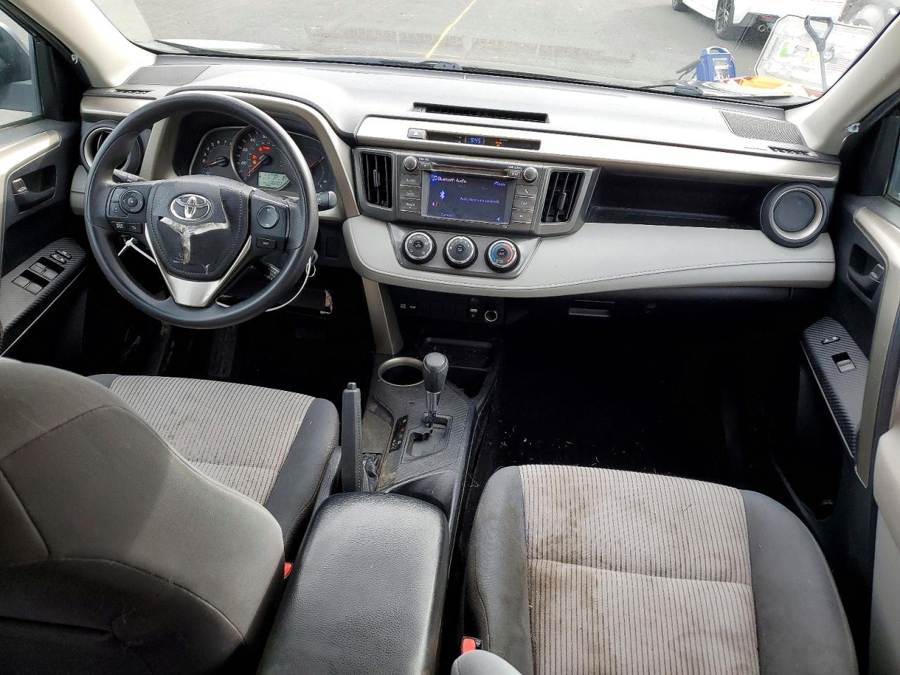 2013 TOYOTA RAV4 photo 8