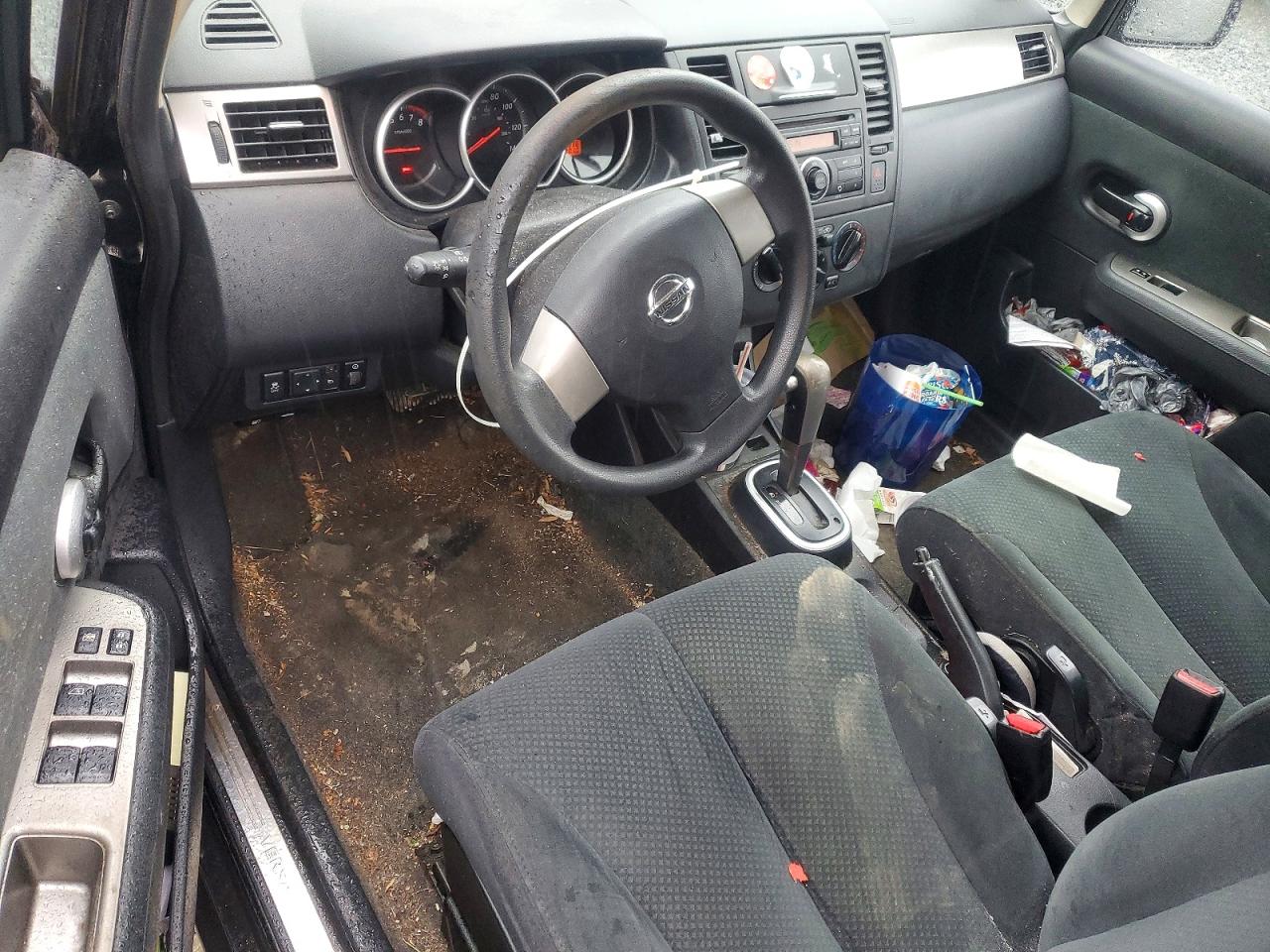 2012 NISSAN VERSA 1.8 S photo 8