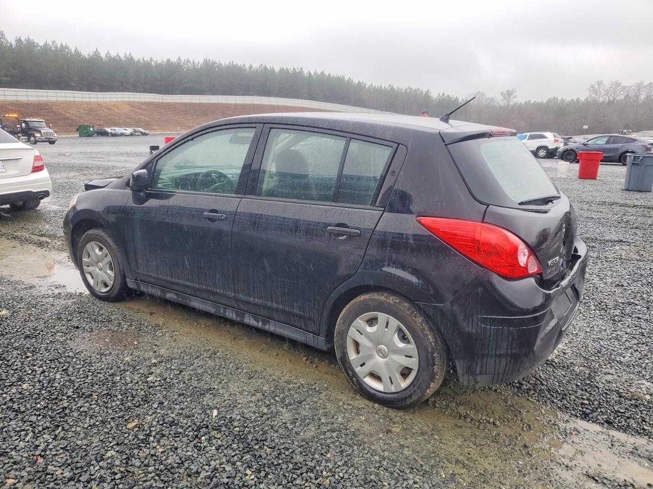 2012 NISSAN VERSA 1.8 S photo 2