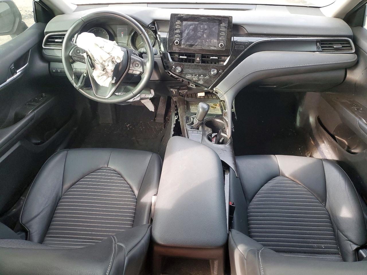 2024 TOYOTA CAMRY SE photo 8