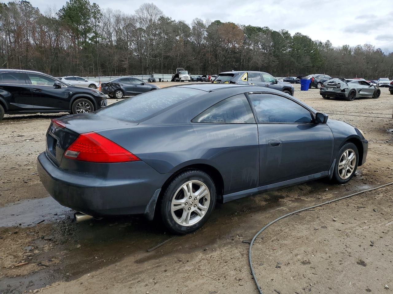 2006 HONDA ACCORD LX photo 3