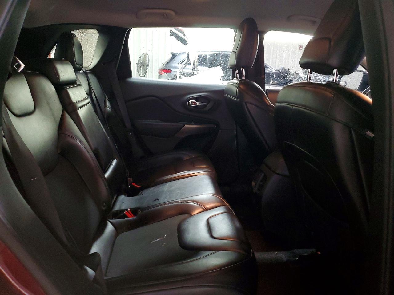 2019 JEEP CHEROKEE LATITUDE PLUS photo 10