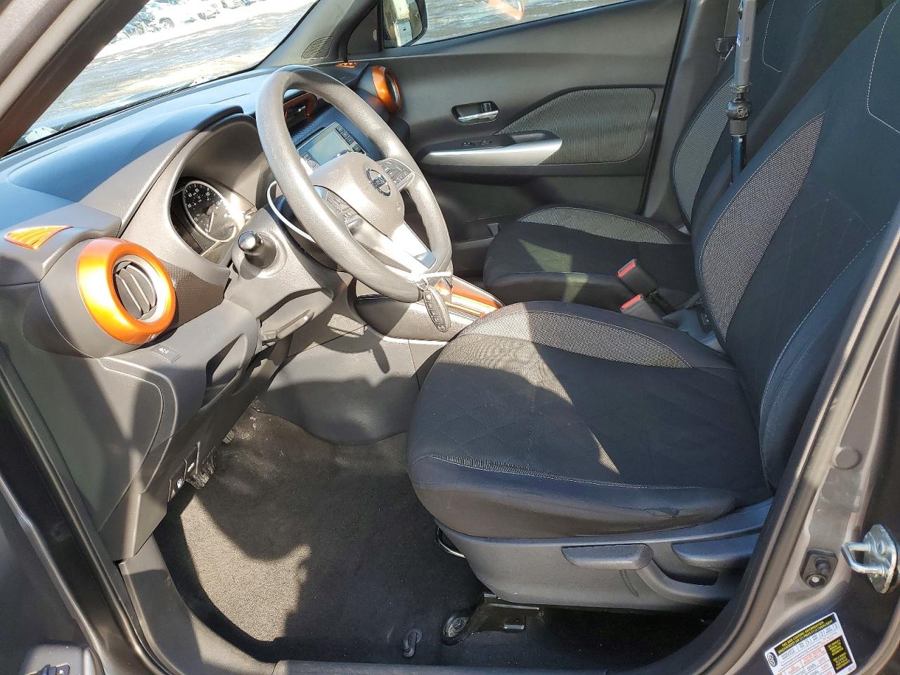 2019 NISSAN KICKS SV photo 13