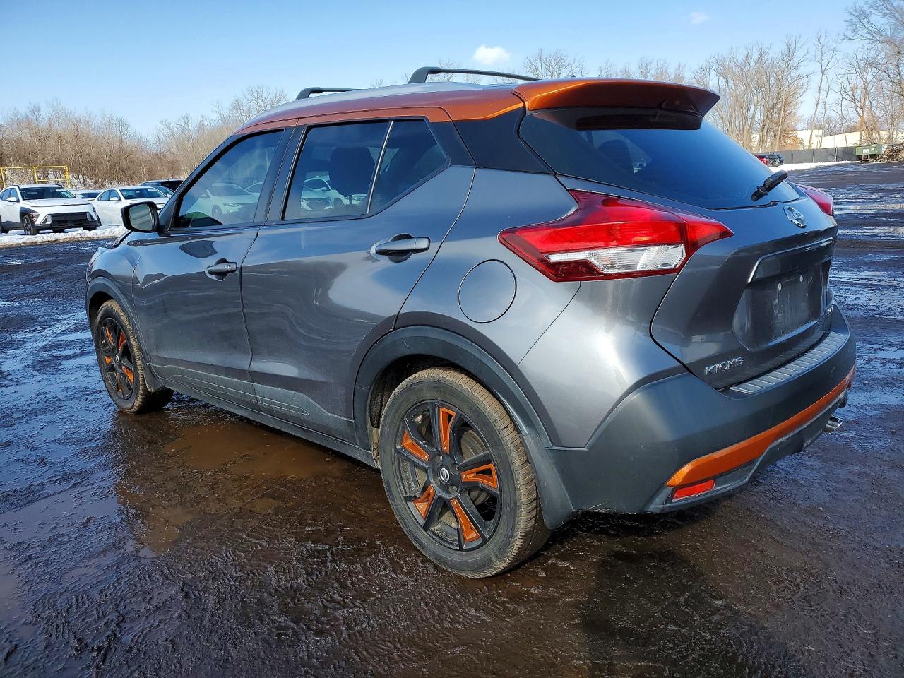 2019 NISSAN KICKS SV photo 3
