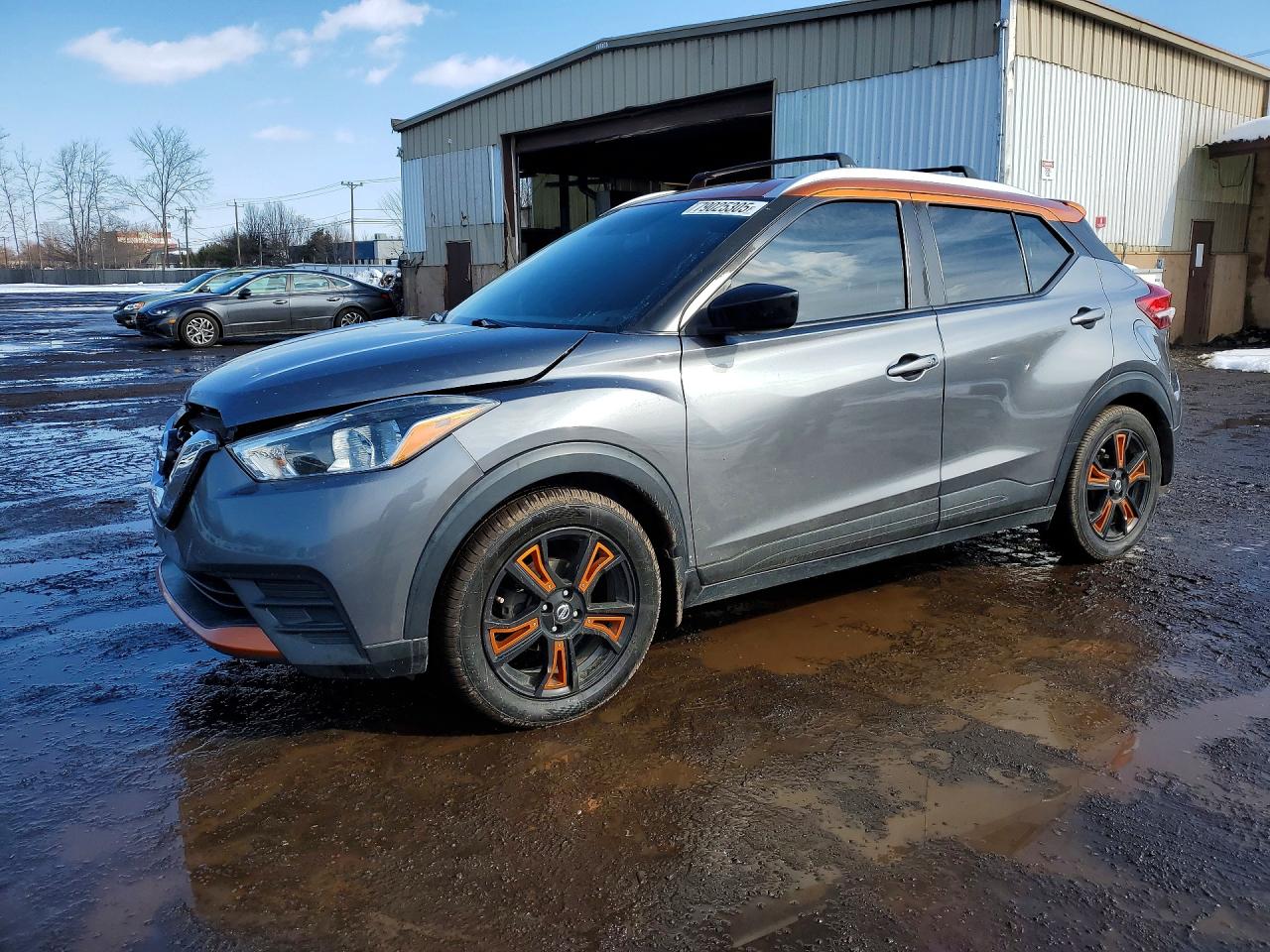 2019 NISSAN KICKS