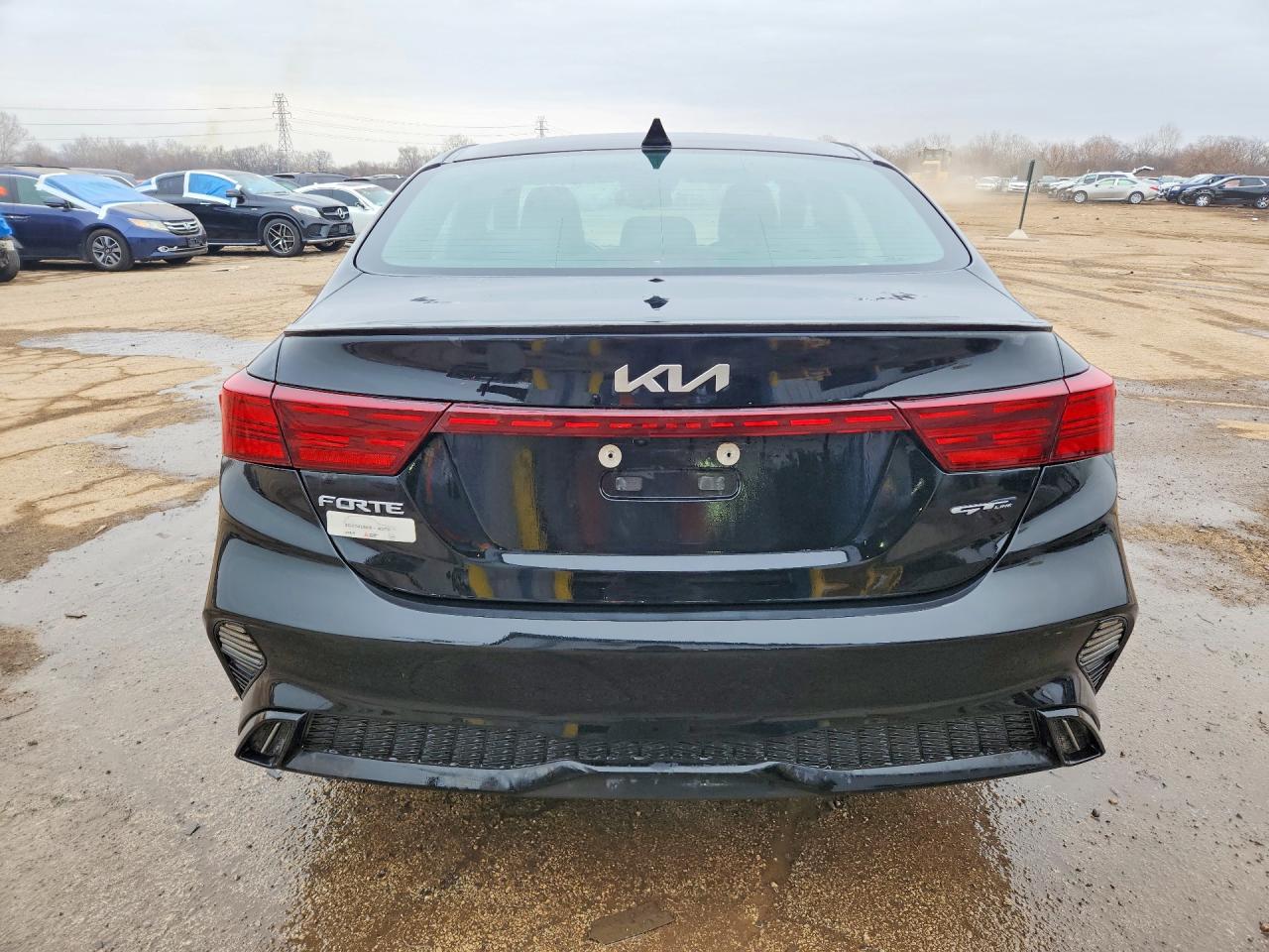 2024 KIA FORTE GT-LINE photo 11