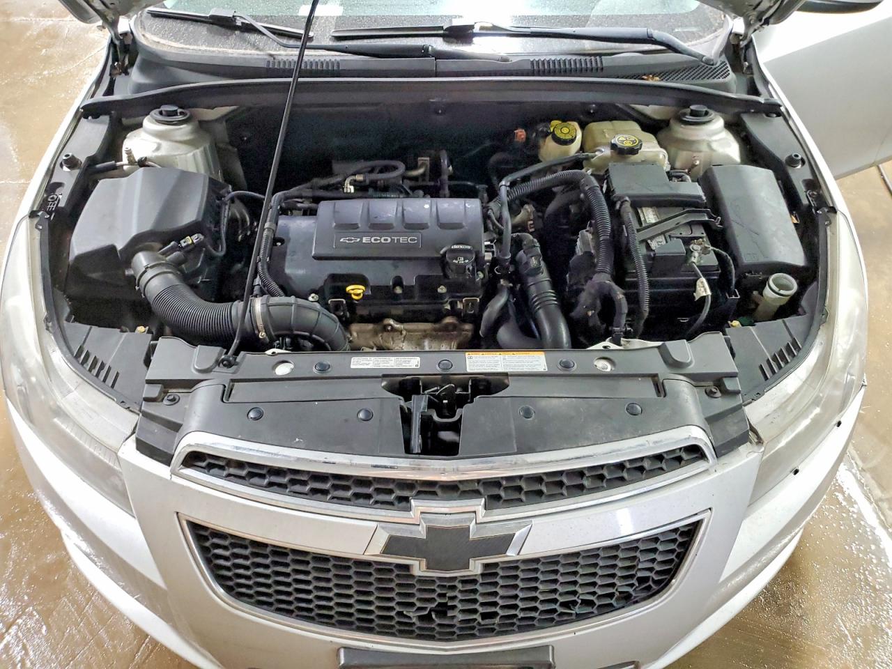 2011 CHEVROLET CRUZE LT photo 11