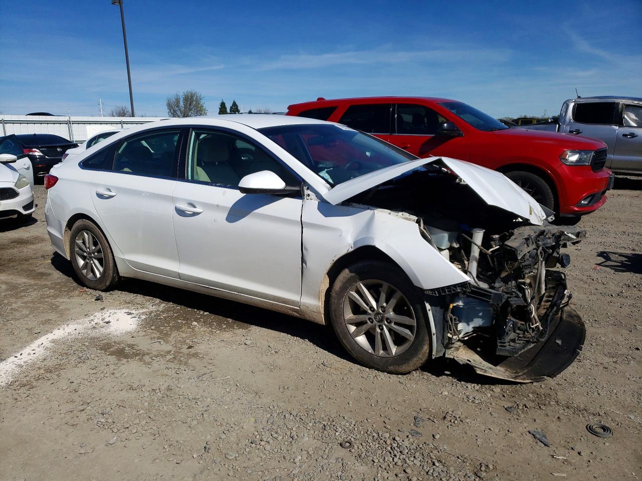 2015 HYUNDAI SONATA SE photo 4