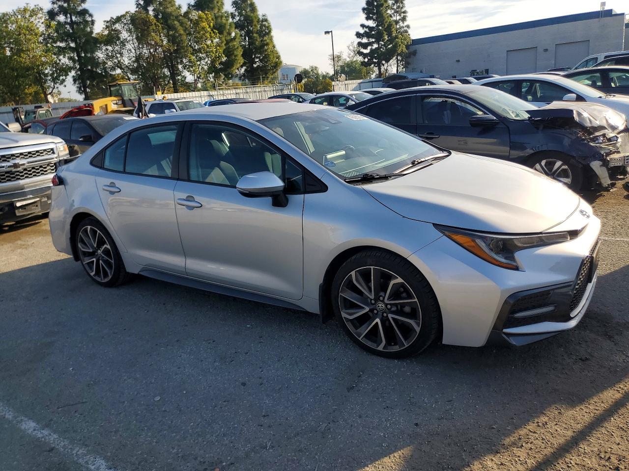2020 TOYOTA COROLLA SE photo 10