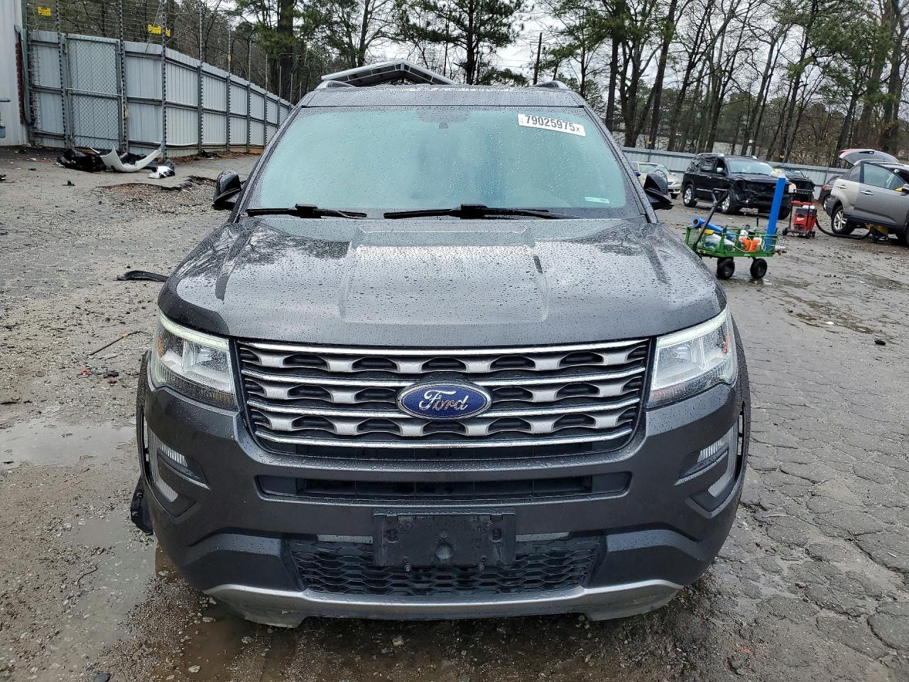 2017 FORD EXPLORER XLT photo 13