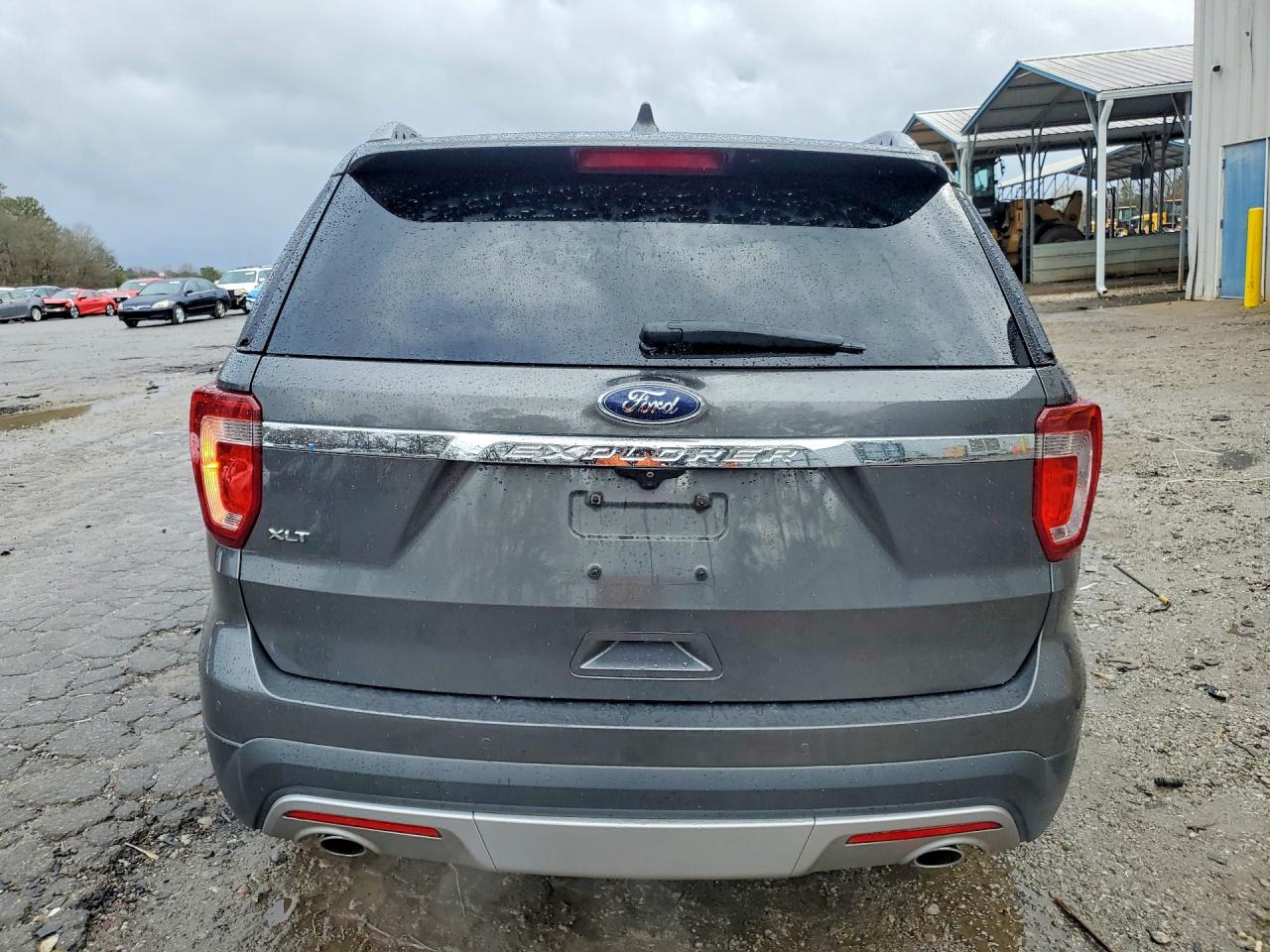 2017 FORD EXPLORER XLT photo 16