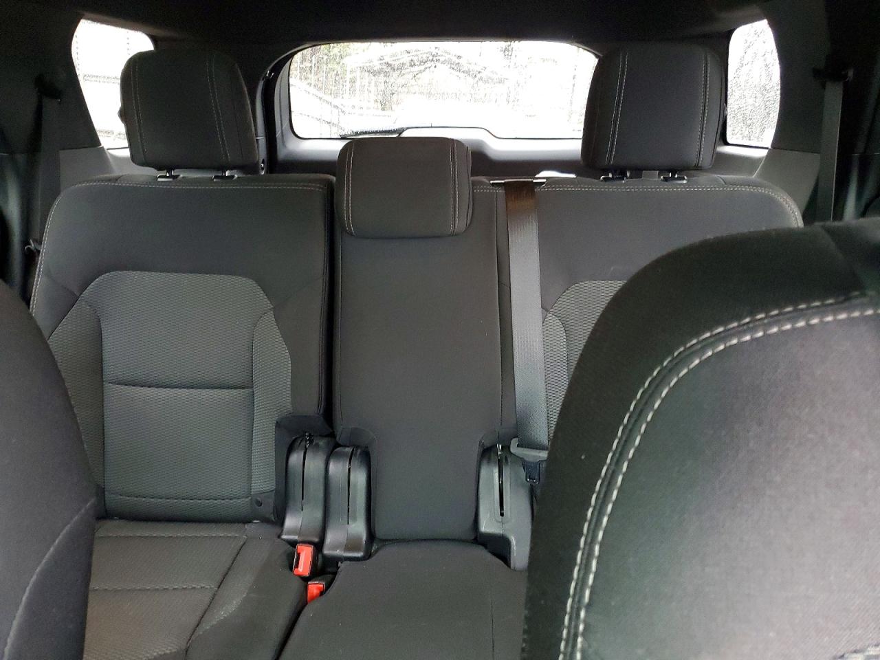 2017 FORD EXPLORER XLT photo 28