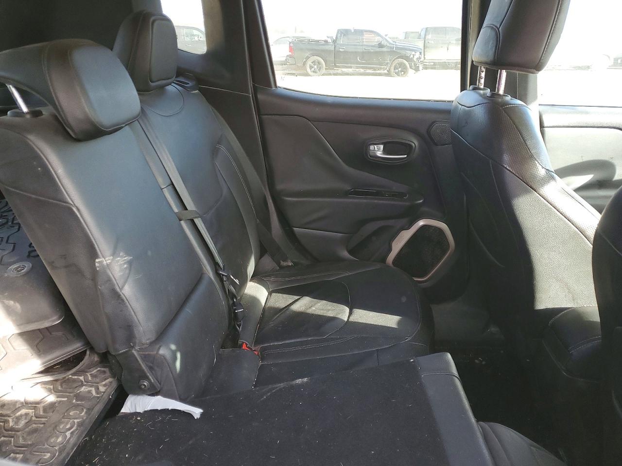 2015 JEEP RENEGADE LIMITED photo 21