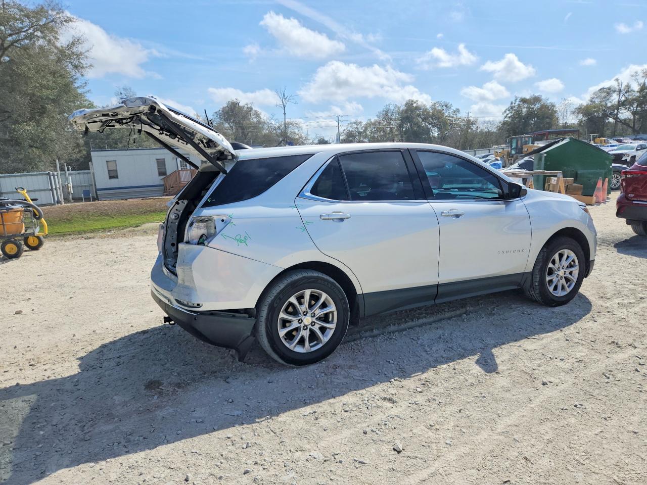 2020 CHEVROLET EQUINOX LT photo 3