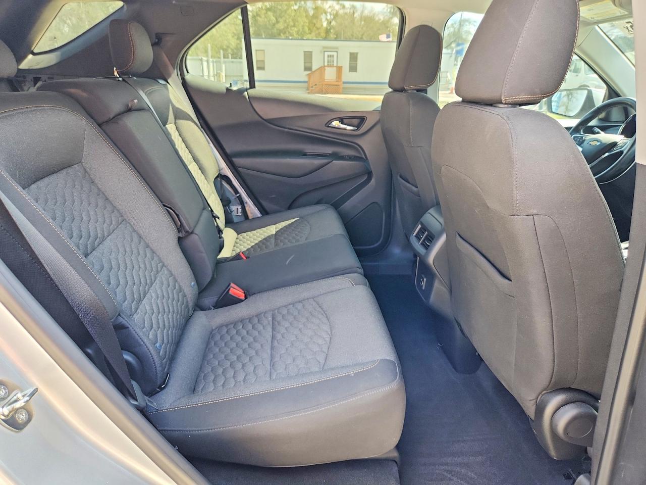 2020 CHEVROLET EQUINOX LT photo 11