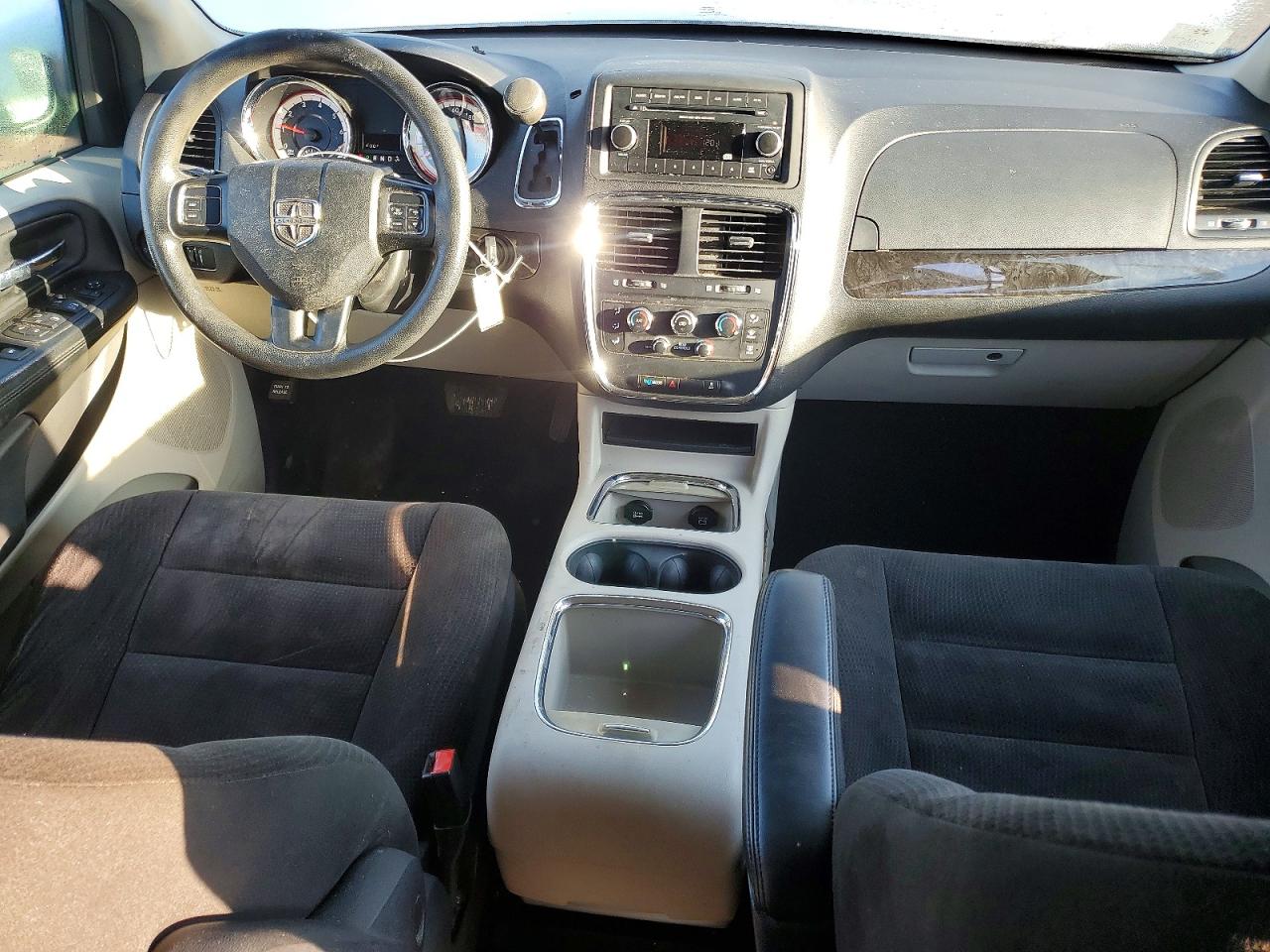 2015 DODGE GRAND CARAVAN SXT photo 8