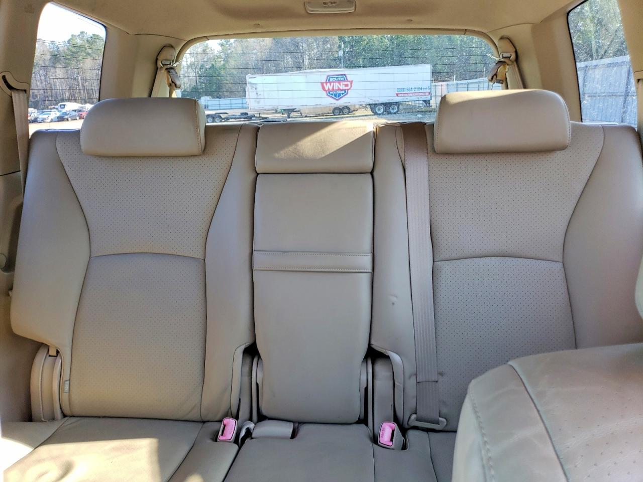 2004 TOYOTA HIGHLANDER LIMITED photo 10