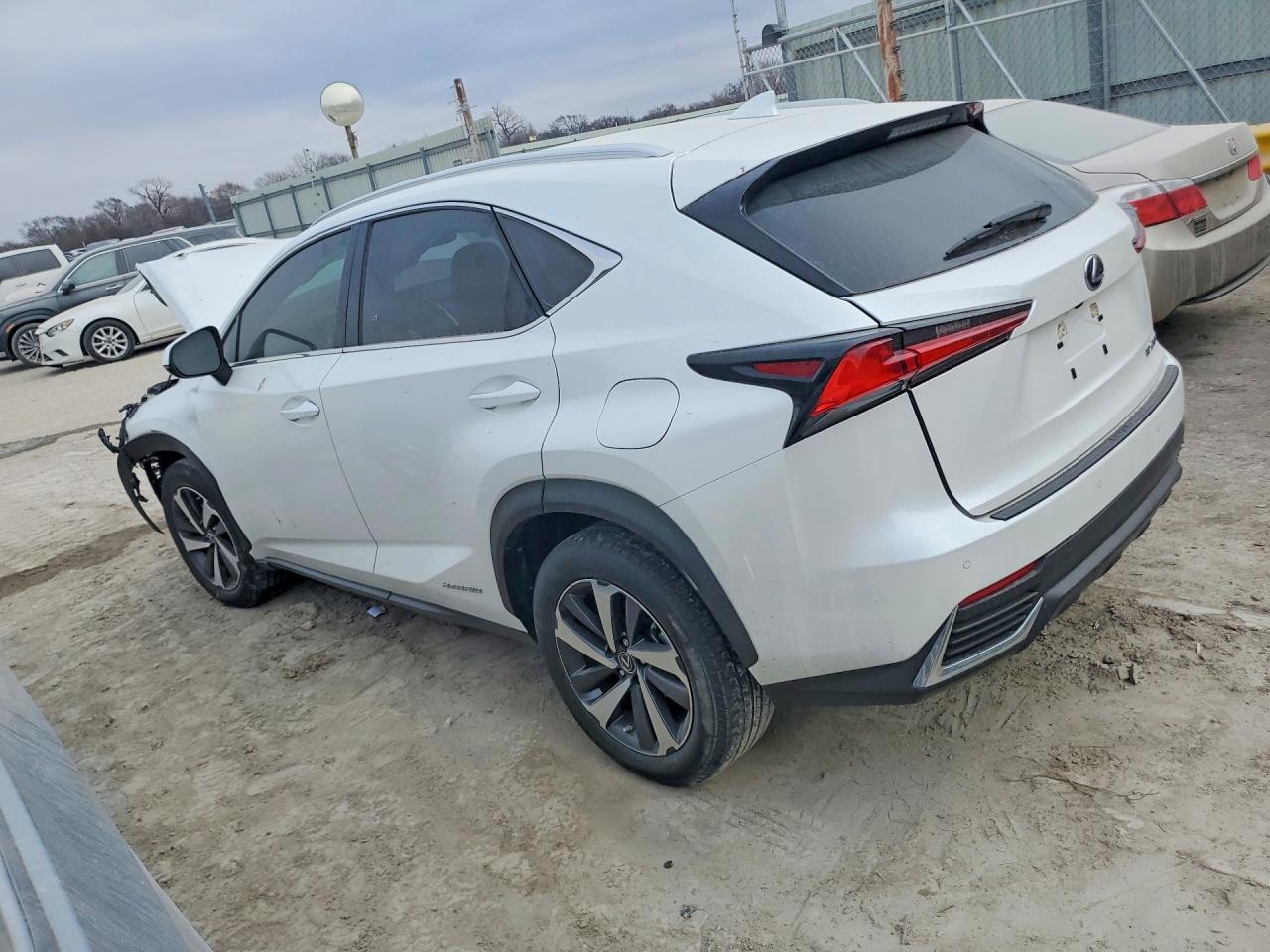 2020 LEXUS NX 300H photo 2
