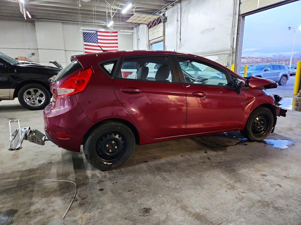 2011 FORD FIESTA SE photo 3