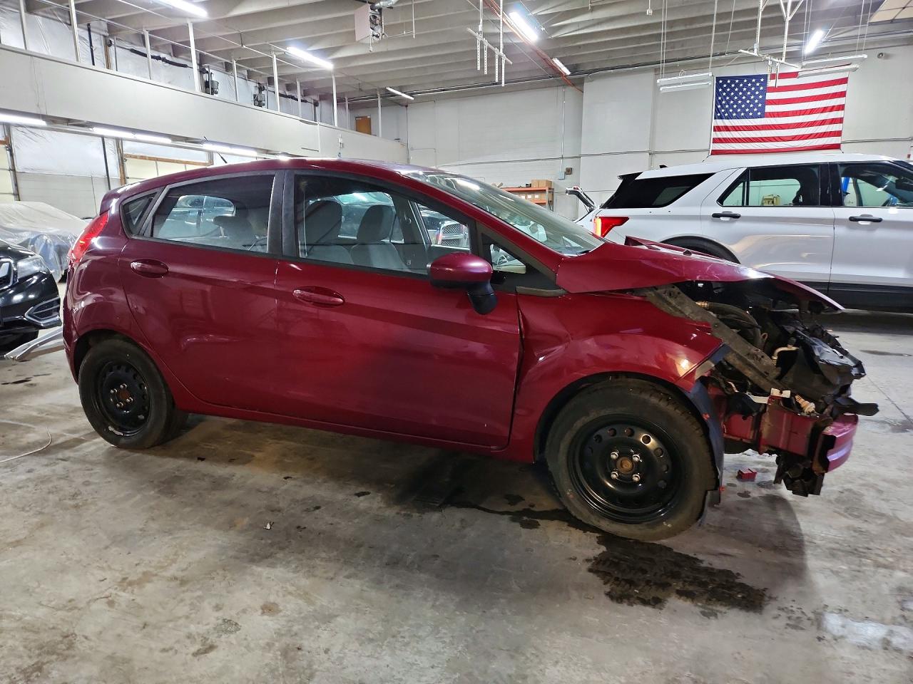 2011 FORD FIESTA SE photo 4