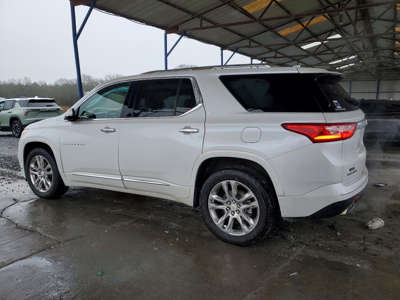 2020 CHEVROLET TRAVERSE HIGH COUNTRY photo 2