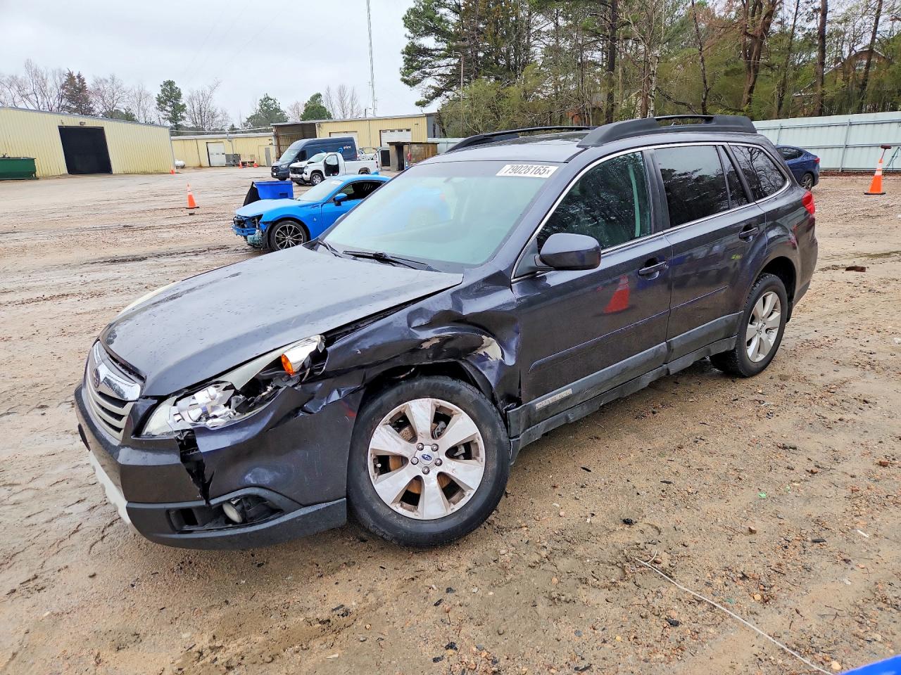 2011 SUBARU OUTBACK