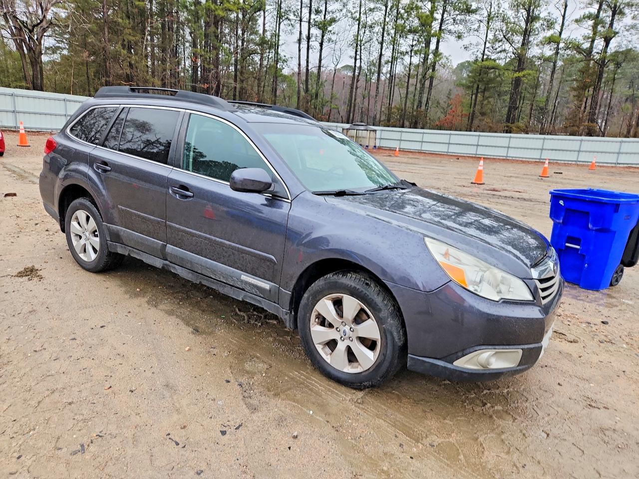 2011 SUBARU OUTBACK 2.5I LIMITED photo 4