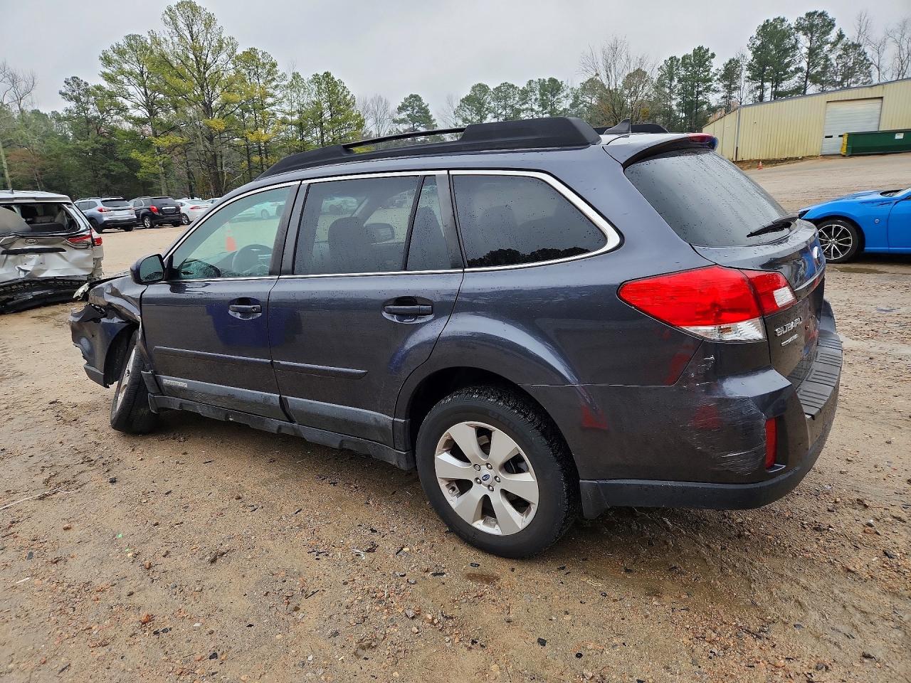 2011 SUBARU OUTBACK 2.5I LIMITED photo 2