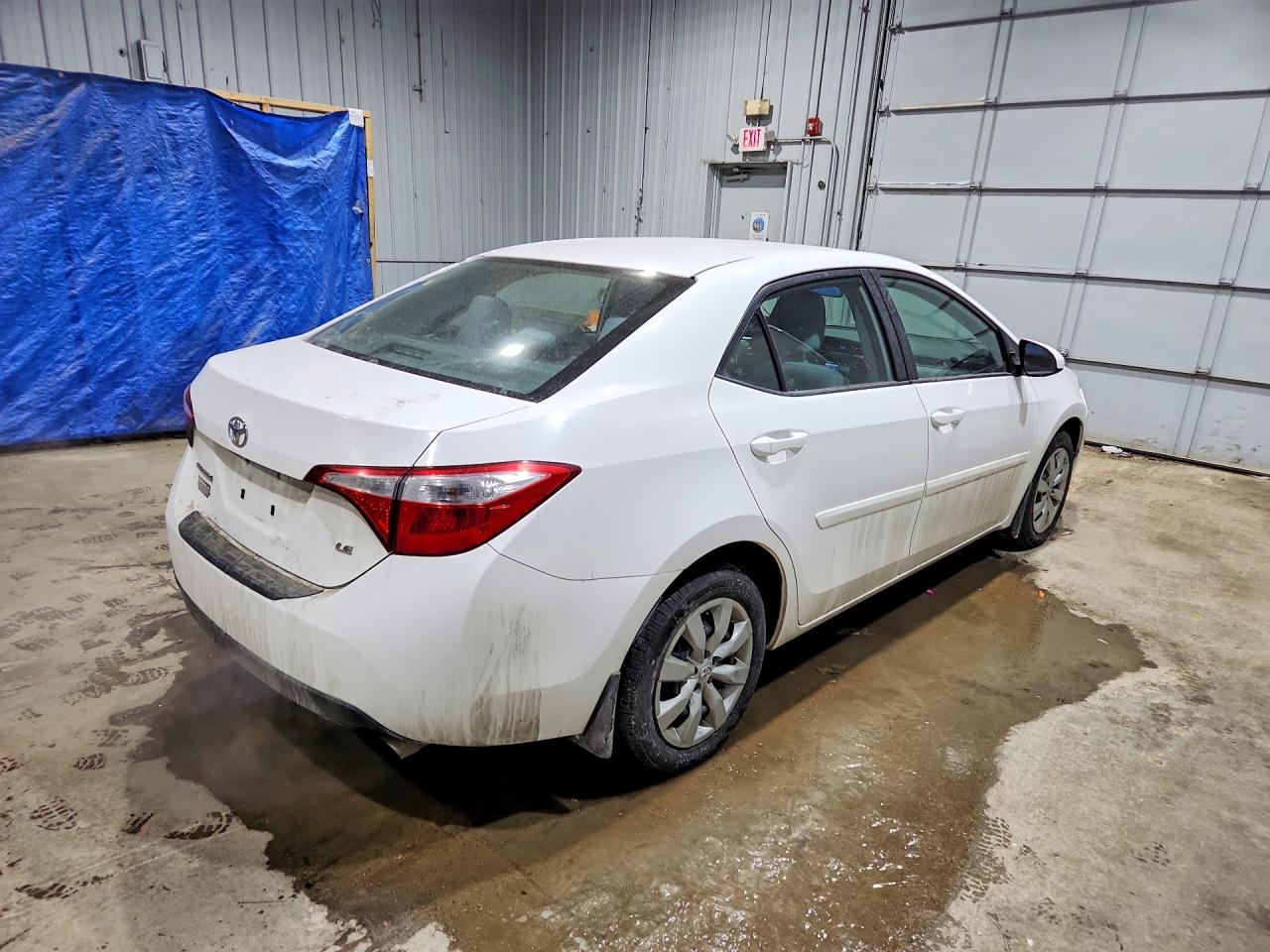 2016 TOYOTA COROLLA LE photo 3