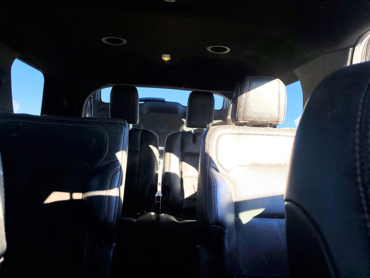 2018 FORD EXPLORER XLT photo 10