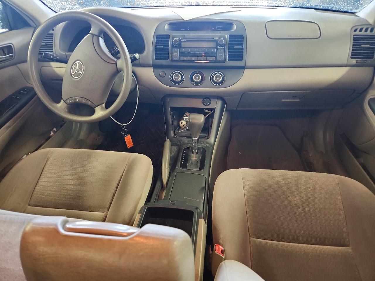 2005 TOYOTA CAMRY LE photo 15