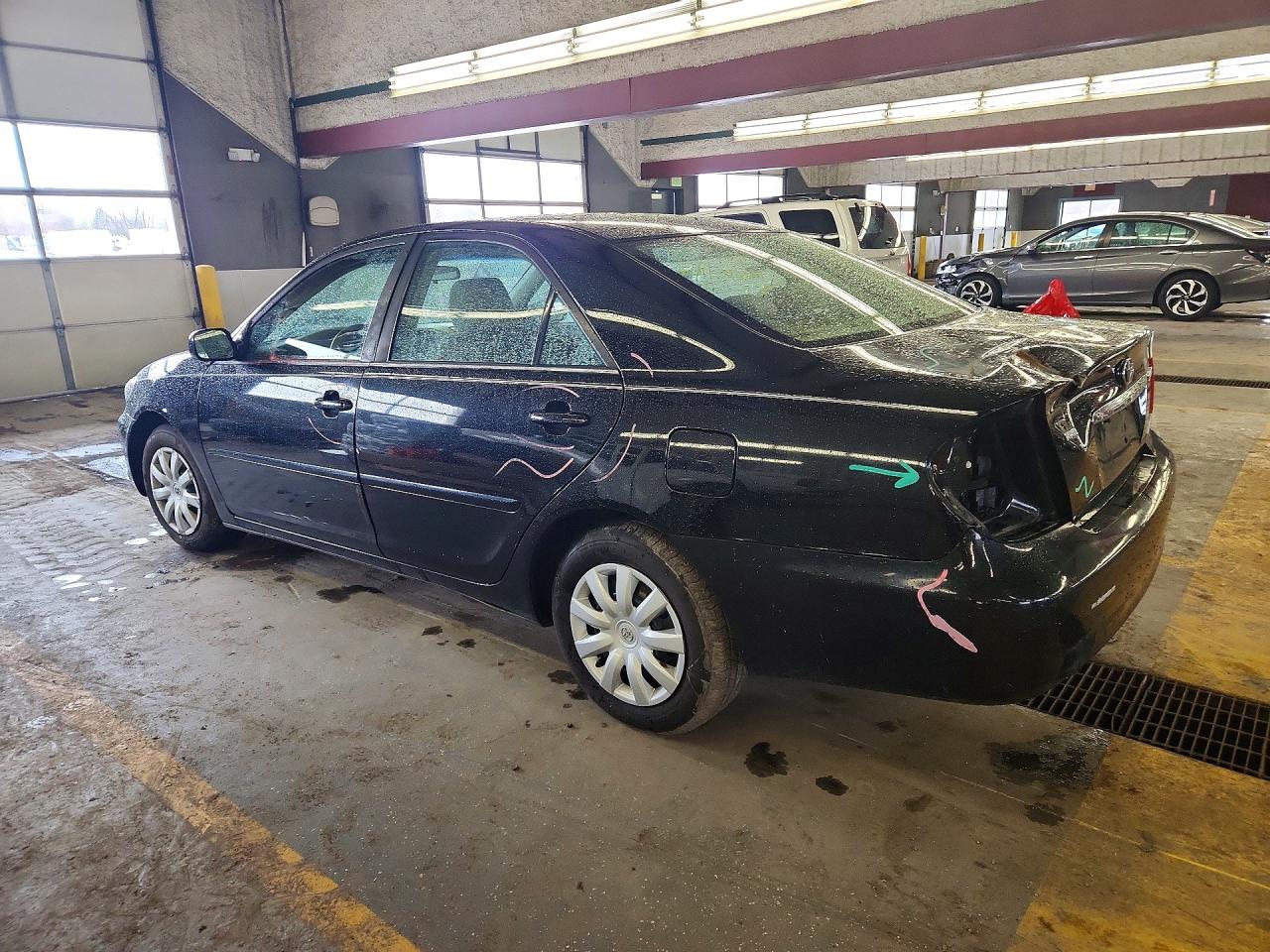 2005 TOYOTA CAMRY LE photo 3