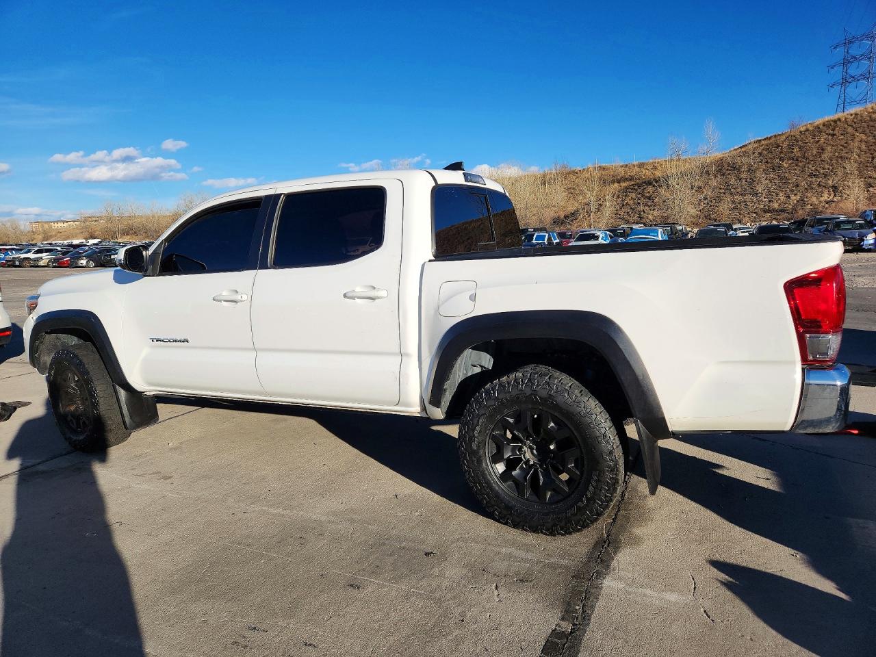 2017 TOYOTA TACOMA TRD OFF-ROAD photo 2