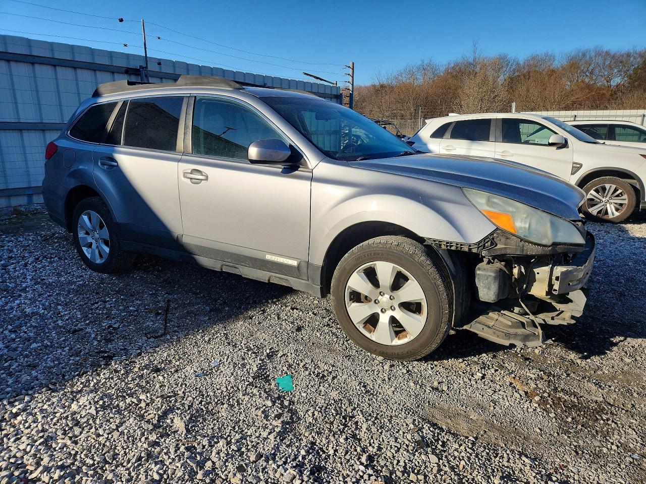 2010 SUBARU OUTBACK 2.5I PREMIUM photo 7