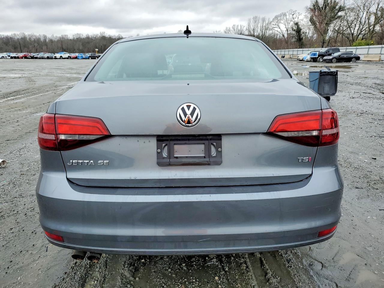 2018 VOLKSWAGEN JETTA SE photo 16