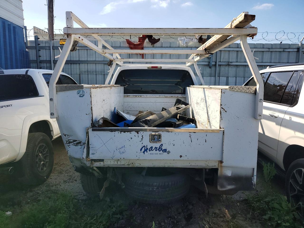 2001 FORD F350 SUPER DUTY UTILITY / SERVICE TRUCK photo 11