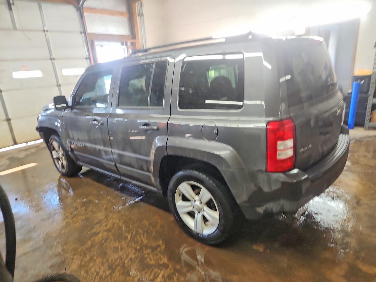 2015 JEEP PATRIOT LATITUDE photo 3