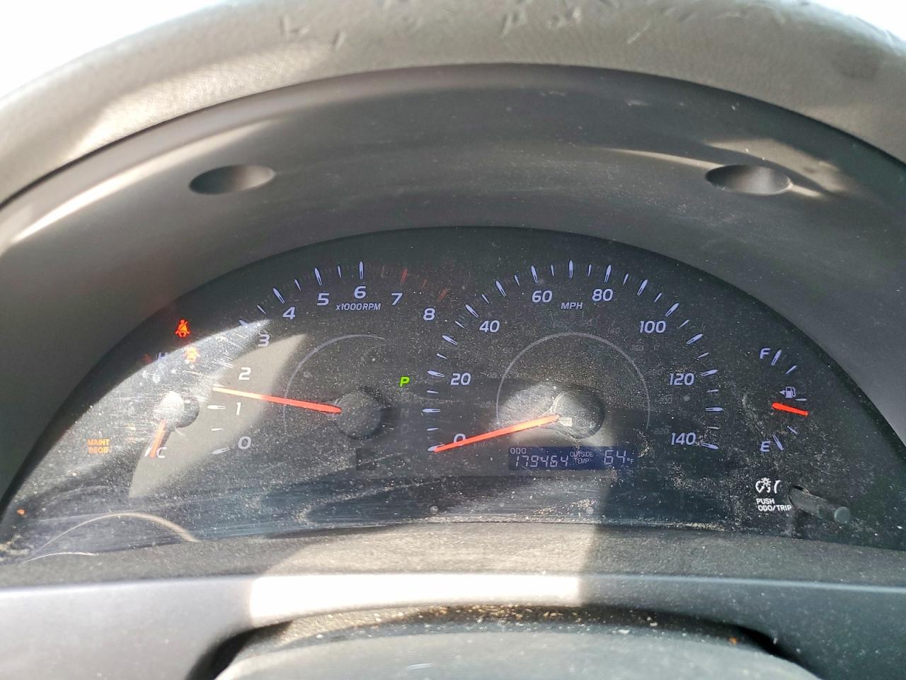 2011 TOYOTA CAMRY LE photo 17
