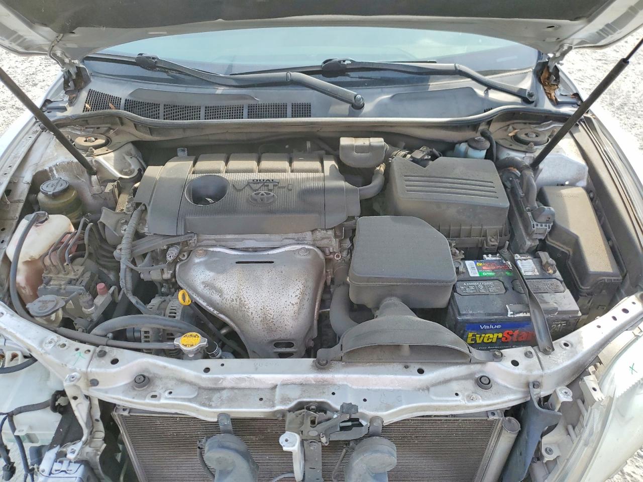2011 TOYOTA CAMRY LE photo 21