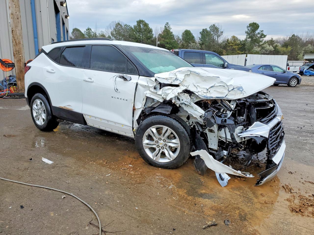 2020 CHEVROLET BLAZER 2LT photo 4