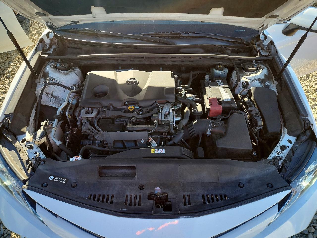 2018 TOYOTA CAMRY LE photo 11