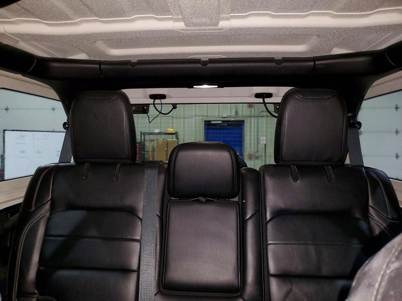 2018 JEEP WRANGLER UNLIMITED SAHARA photo 19